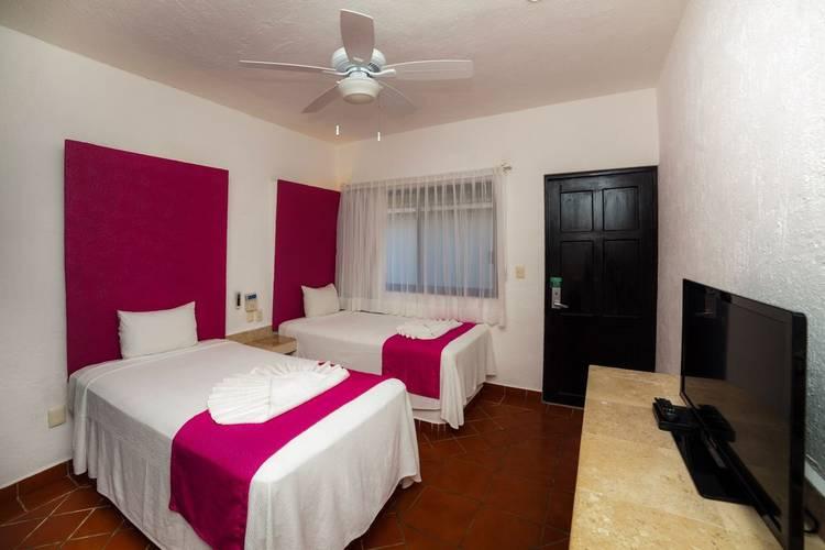 Nina Hotel Playa Del Carmen Exterior photo