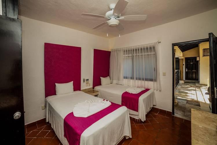Nina Hotel Playa Del Carmen Exterior photo