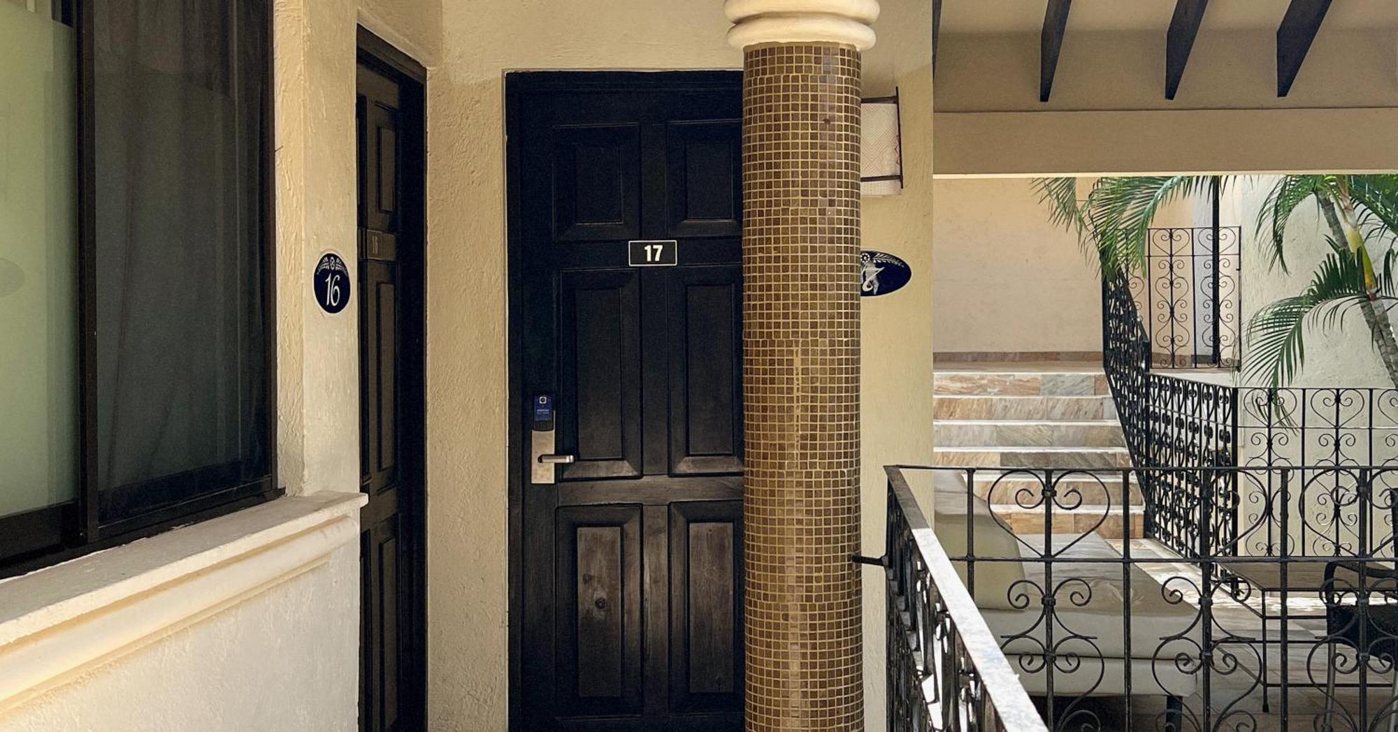 Nina Hotel Playa Del Carmen Exterior photo