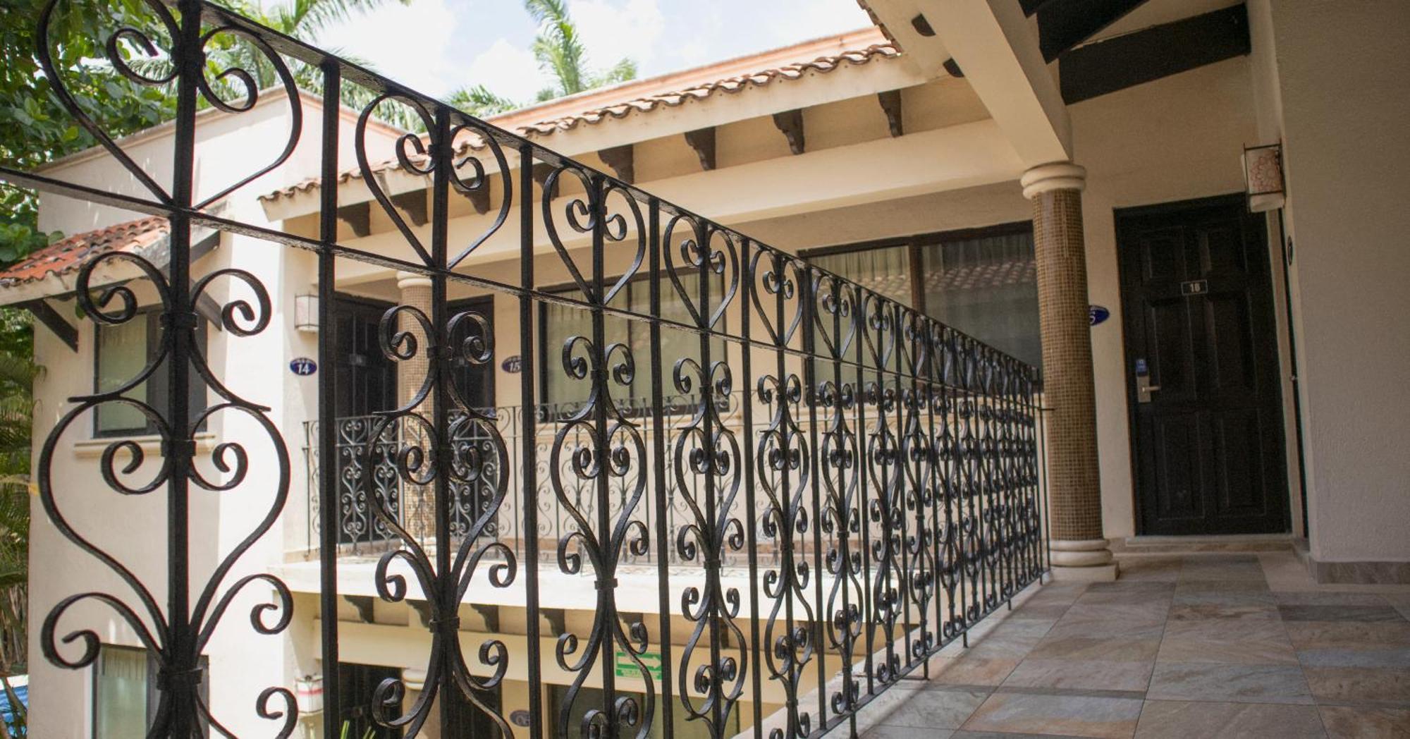 Nina Hotel Playa Del Carmen Exterior photo